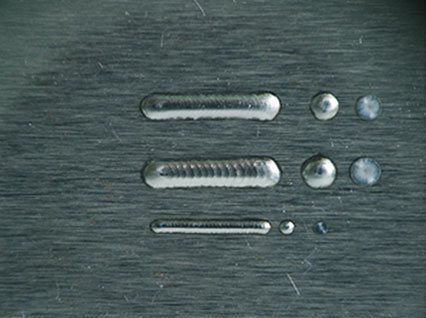 <a href='http://www.bea-asia.cn/product/3.htm' class='text_a'>模具激光焊機(jī)</a>修復(fù)鏡面模具效果